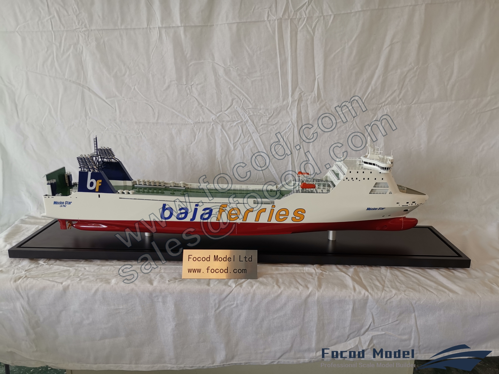customized model of 183m RO-RO ship